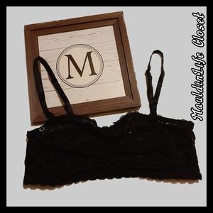 Torrid Black Lace Bandeau w/ Straps sz 1